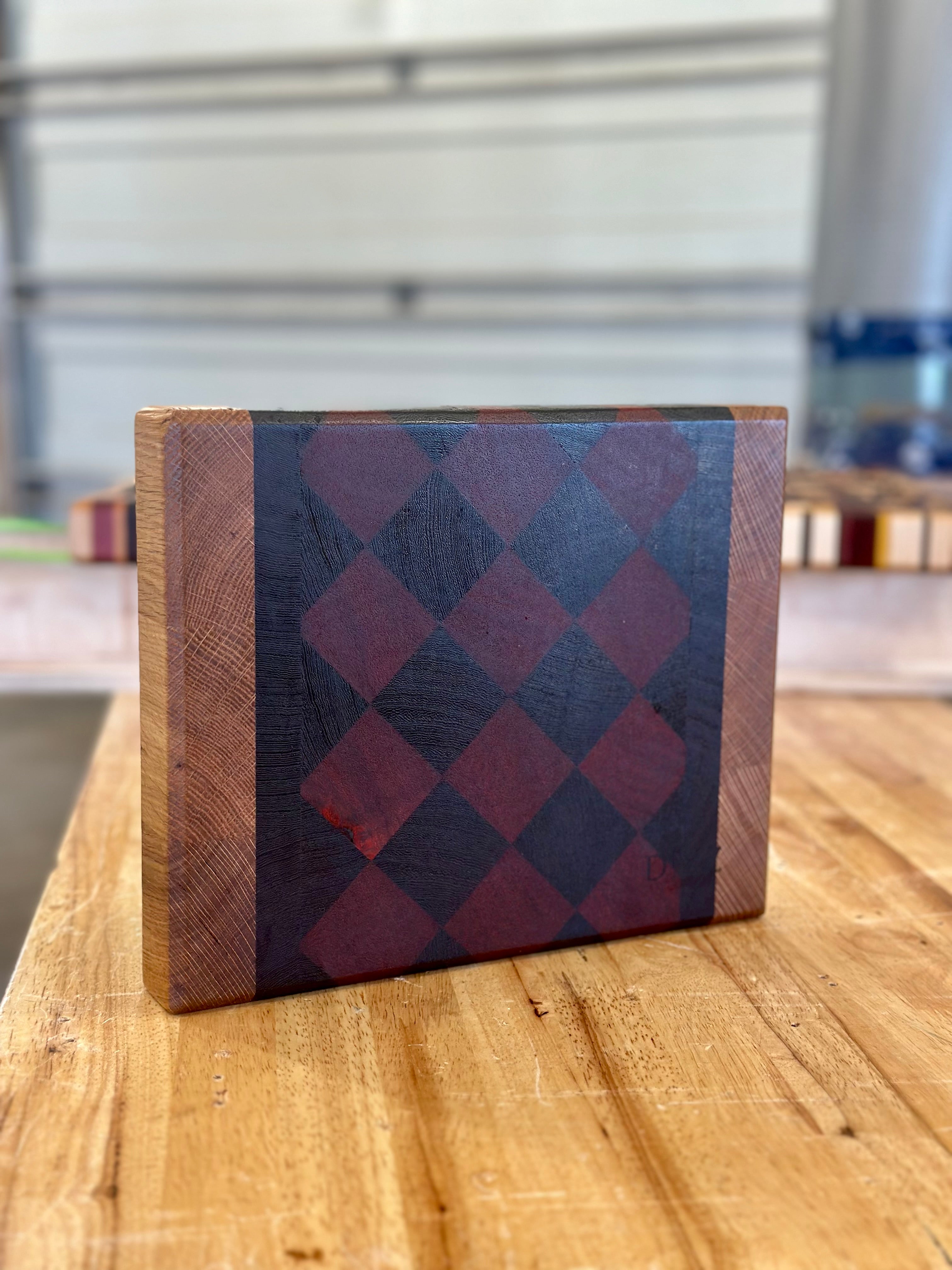 Harlequin End Grain Prep Board – DMZ Woodworks